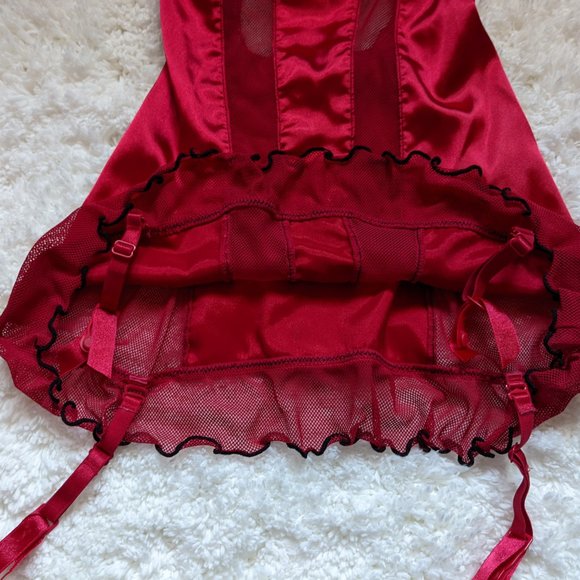 Never worn (XS) - FREDERICKS of HOLLYWOOD Chemise Garter Set - Picture 6 of 10